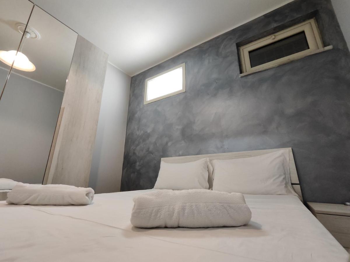 Sicily Travel Apartment'S 2 Giardini Naxos Ngoại thất bức ảnh
